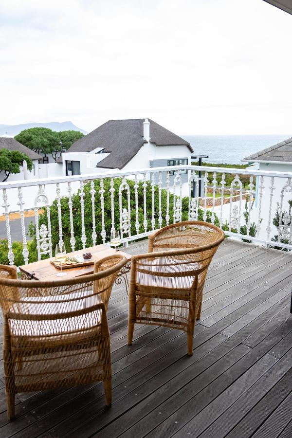 Villa Le Roc Kleinmond Accommodation Exterior photo